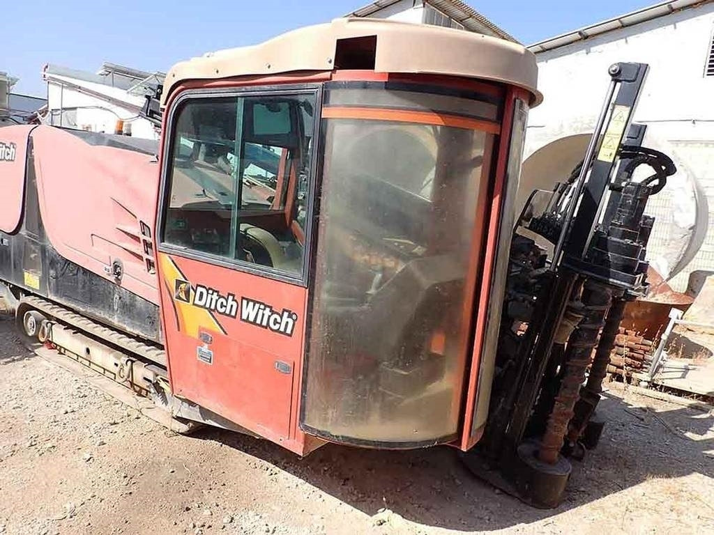 Ditch Witch JT30AT - Foreuse: photos 2 Ditch Witch JT30AT - Foreuse: photos 2