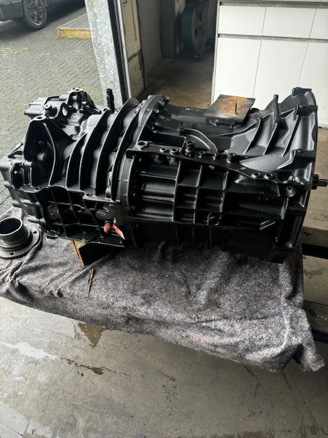 ZF generalüberholtes Getriebe im Austausch 16S2533 MAN Ecosplit 4 - Boîte de vitesse: photos 1 ZF generalüberholtes Getriebe im Austausch 16S2533 MAN Ecosplit 4 - Boîte de vitesse: photos 1