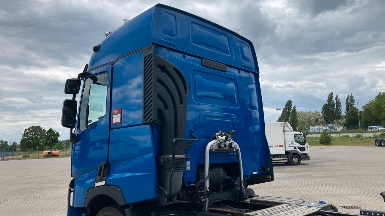 Renault T460 Retarder*ADR*Standklima*PTO*Xenon*Navi - Tracteur routier: photos 4 Renault T460 Retarder*ADR*Standklima*PTO*Xenon*Navi - Tracteur routier: photos 4