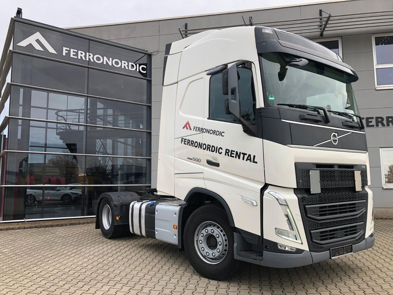 Volvo FH500 2Tanks*IP-Cool*KEIN NO TurboCompound - Tracteur routier: photos 1 Volvo FH500 2Tanks*IP-Cool*KEIN NO TurboCompound - Tracteur routier: photos 1