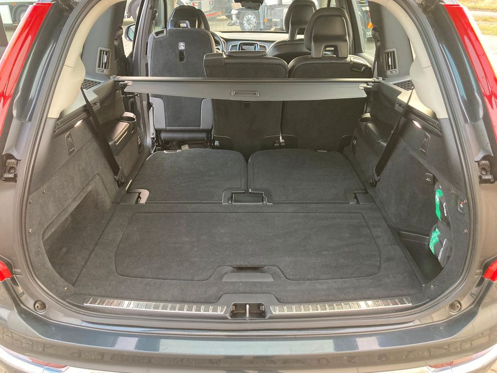 Volvo XC 90 T8 7-Sitzer Inscr. Expr. Recharge AWD Volvo XC 90 T8 7-Sitzer Inscr. Expr. Recharge AWD - SUV: photos 5 Volvo XC 90 T8 7-Sitzer Inscr. Expr. Recharge AWD Volvo XC 90 T8 7-Sitzer Inscr. Expr. Recharge AWD - SUV: photos 5