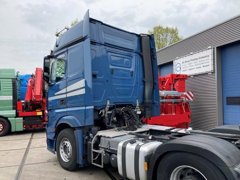 Mercedes-Benz Actros 2863 LS 6x4 - Tracteur routier: photos 4 Mercedes-Benz Actros 2863 LS 6x4 - Tracteur routier: photos 4