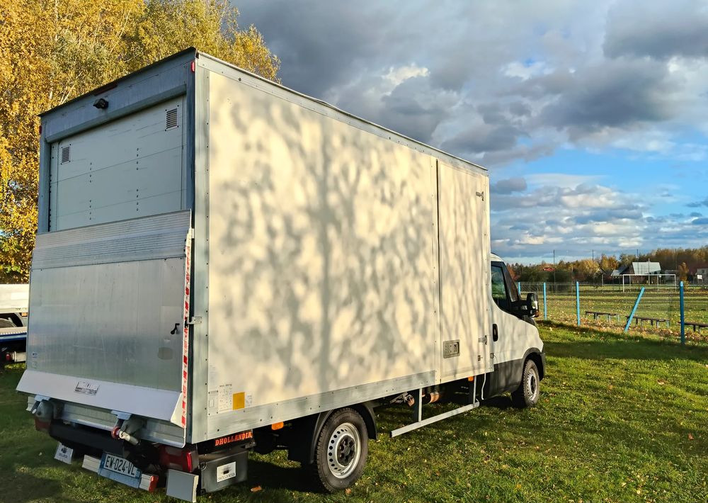 Iveco Daily 35S16 - Fourgon grand volume: photos 5 Iveco Daily 35S16 - Fourgon grand volume: photos 5