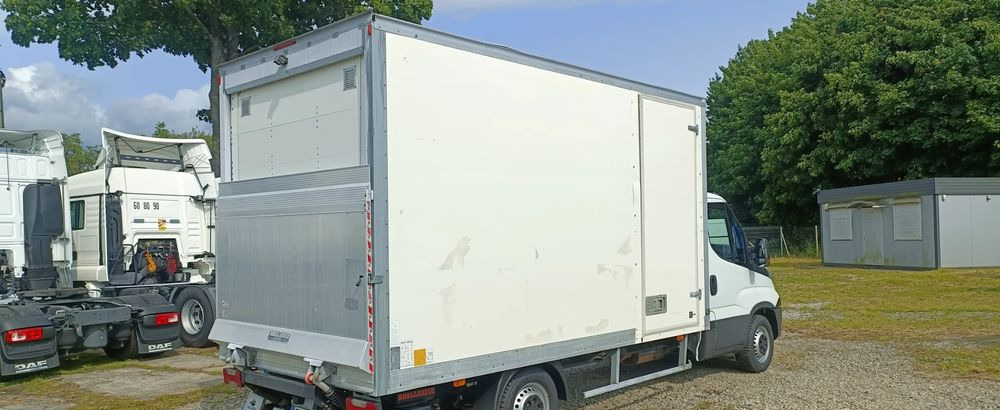 Iveco Daily 35S16 - Fourgon grand volume: photos 5 Iveco Daily 35S16 - Fourgon grand volume: photos 5