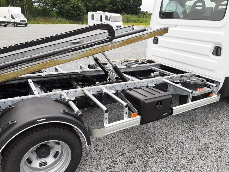 Remorqueuse neuf Iveco Daily 35C18: photos 10