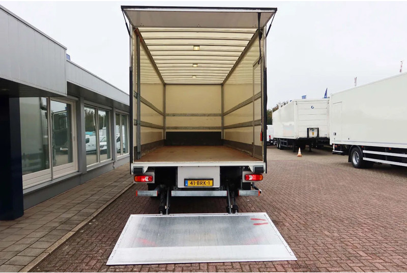 DAF CF 290 Bakwagen+Klep Dhollandia 1500 kg - Camion fourgon: photos 4 DAF CF 290 Bakwagen+Klep Dhollandia 1500 kg - Camion fourgon: photos 4