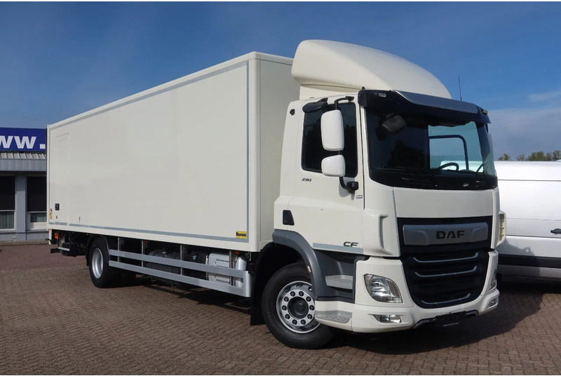 DAF CF 290 FA Bak + klep Dhollandia 2000 KG - Camion fourgon: photos 2 DAF CF 290 FA Bak + klep Dhollandia 2000 KG - Camion fourgon: photos 2