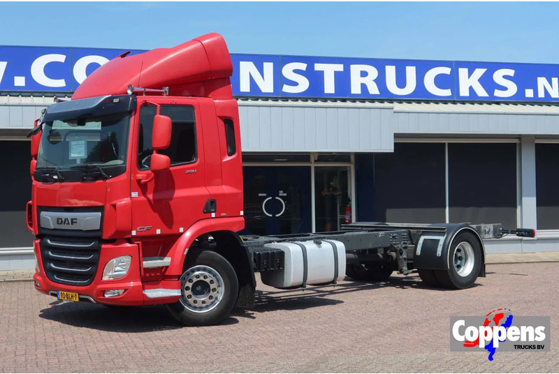 DAF CF 290 FA Chassis Euro 6 - Châssis cabine: photos 1 DAF CF 290 FA Chassis Euro 6 - Châssis cabine: photos 1