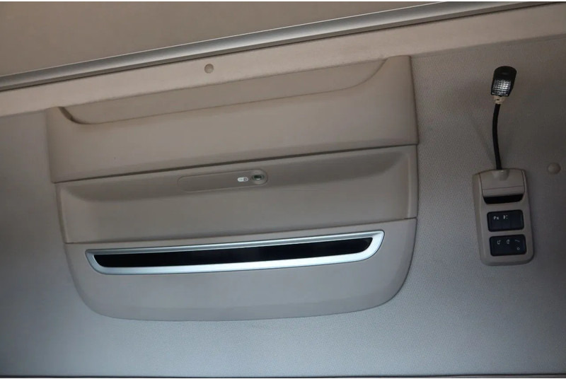 Camion porte-voitures DAF XF 106.480 106 XF 480: photos 14