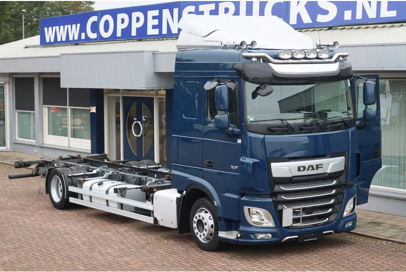 DAF XF 430 430 FA 4x2 BDF/Chassiscabine Wisselbare opbouw - Châssis cabine: photos 2 DAF XF 430 430 FA 4x2 BDF/Chassiscabine Wisselbare opbouw - Châssis cabine: photos 2