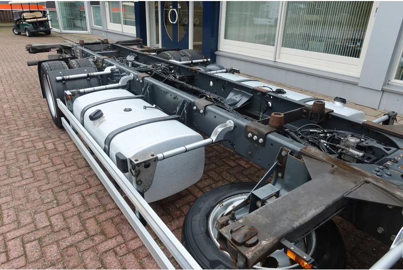 DAF XF 430 430 FA 4x2 BDF/Chassiscabine Wisselbare opbouw - Châssis cabine: photos 4 DAF XF 430 430 FA 4x2 BDF/Chassiscabine Wisselbare opbouw - Châssis cabine: photos 4