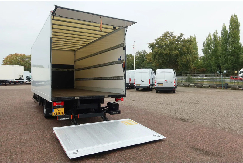 Iveco 72 C 180 bak + Dhollandia klep 1000 KG 3.0 L motor - Camion fourgon: photos 3 Iveco 72 C 180 bak + Dhollandia klep 1000 KG 3.0 L motor - Camion fourgon: photos 3