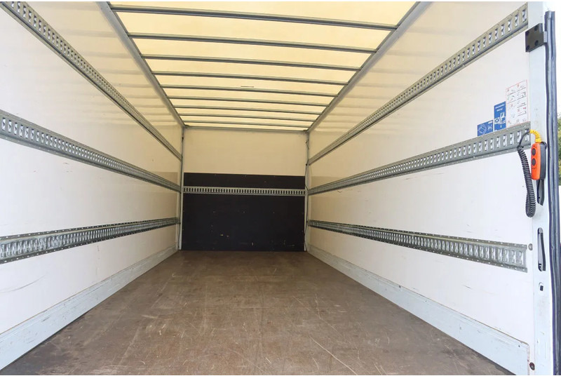 Iveco 72 C 180 bak + Dhollandia klep 1000 KG 3.0 L motor - Camion fourgon: photos 4 Iveco 72 C 180 bak + Dhollandia klep 1000 KG 3.0 L motor - Camion fourgon: photos 4