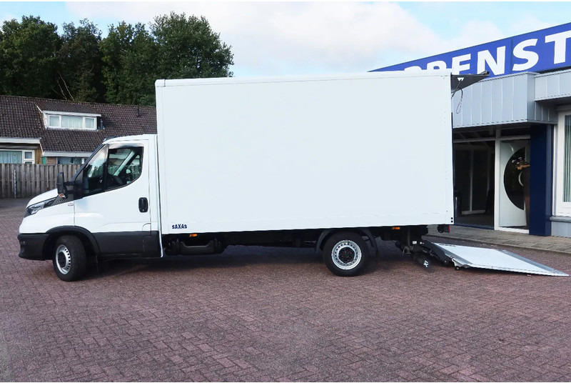 Iveco Daily 35S16 Bakwagen + Laadklep 750kg - Fourgon grand volume: photos 2 Iveco Daily 35S16 Bakwagen + Laadklep 750kg - Fourgon grand volume: photos 2