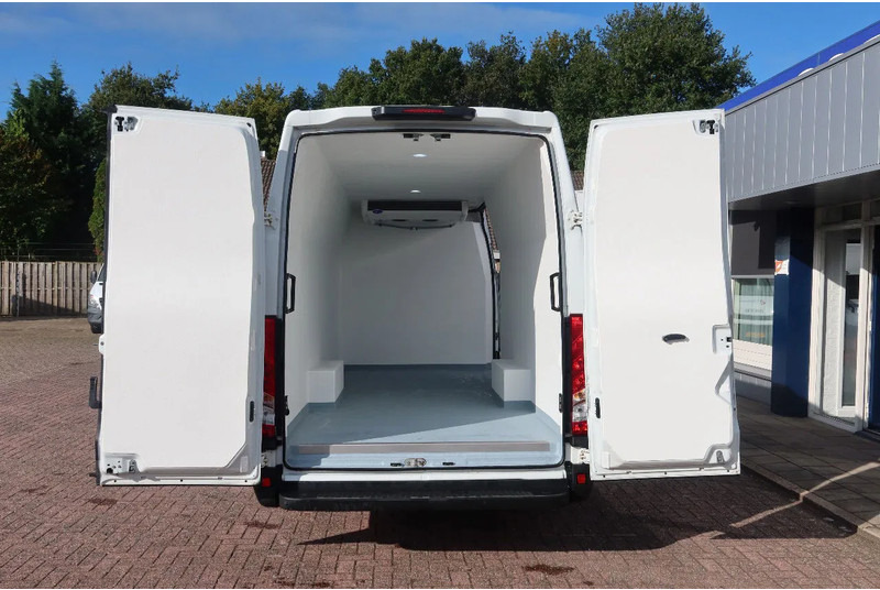 Iveco Daily 35S16 Iveco 35S16 L3/H2 Koel/Vries/ verwarmen Carrier Xarios 350 + 220 volt nacht aansluiting - Utilitaire frigorifique: photos 3 Iveco Daily 35S16 Iveco 35S16 L3/H2 Koel/Vries/ verwarmen Carrier Xarios 350 + 220 volt nacht aansluiting - Utilitaire frigorifique: photos 3