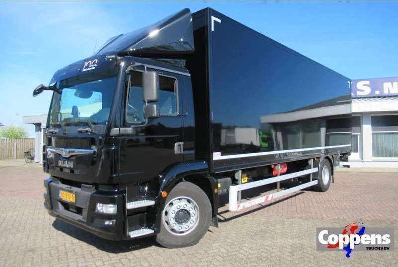 MAN TGM 15.250 Bak + klep E6 - Camion fourgon: photos 1 MAN TGM 15.250 Bak + klep E6 - Camion fourgon: photos 1