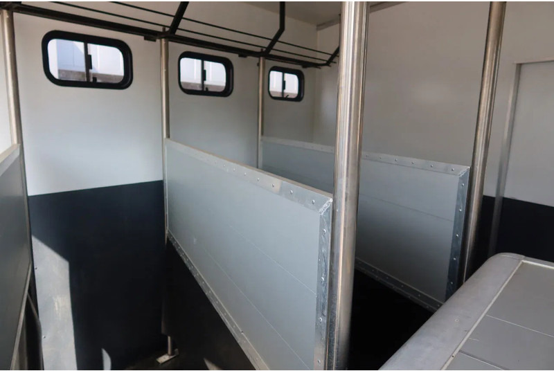 Camion chevaux Mercedes-Benz Atego 816 L 3 Paarden/4 Ponies Nieuwe APK + nieuwe accu.: photos 14 Camion chevaux Mercedes-Benz Atego 816 L 3 Paarden/4 Ponies Nieuwe APK + nieuwe accu.: photos 14