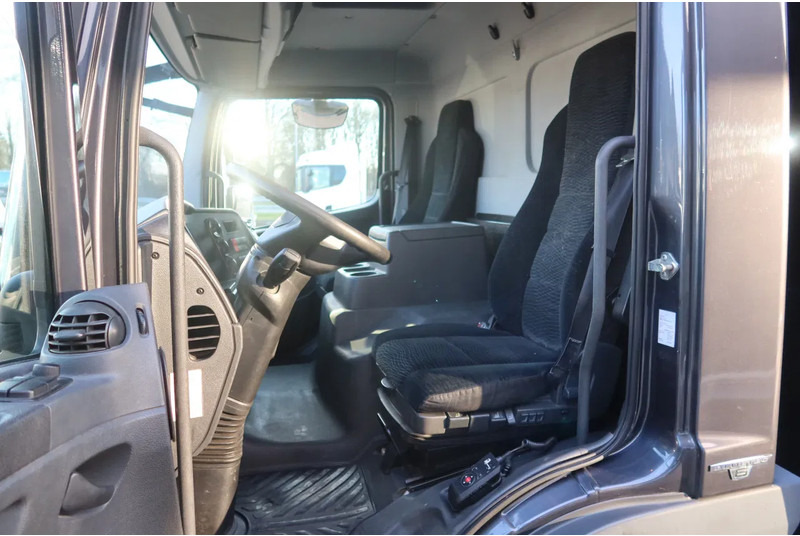 Mercedes-Benz Atego 818 L bak + klep grijs metallic € 14.650.- euro netto - Camion fourgon: photos 5 Mercedes-Benz Atego 818 L bak + klep grijs metallic € 14.650.- euro netto - Camion fourgon: photos 5