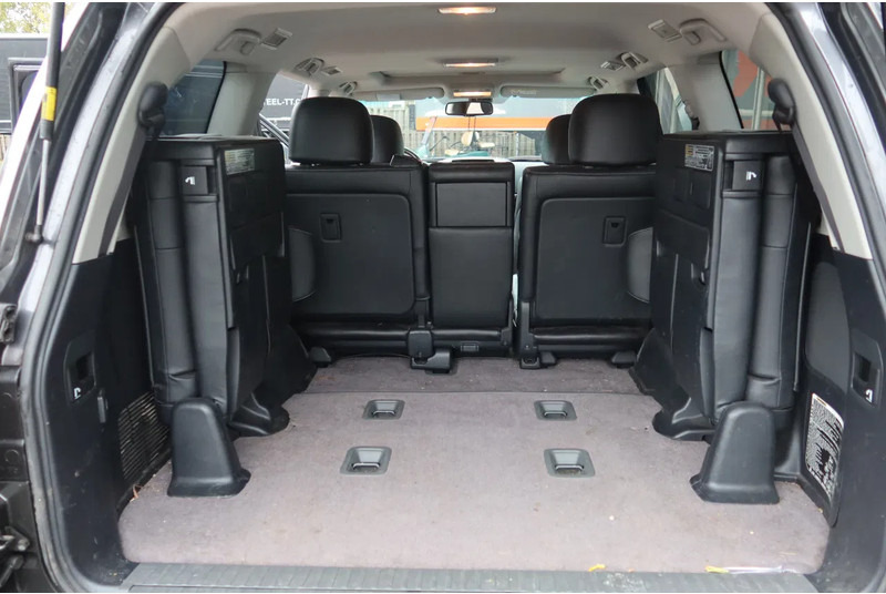 Toyota Land Cruiser V8 200 V8. 4.5D Executive. 7 Persoons. Luchtvering. Marge voertuig - Voiture: photos 4 Toyota Land Cruiser V8 200 V8. 4.5D Executive. 7 Persoons. Luchtvering. Marge voertuig - Voiture: photos 4