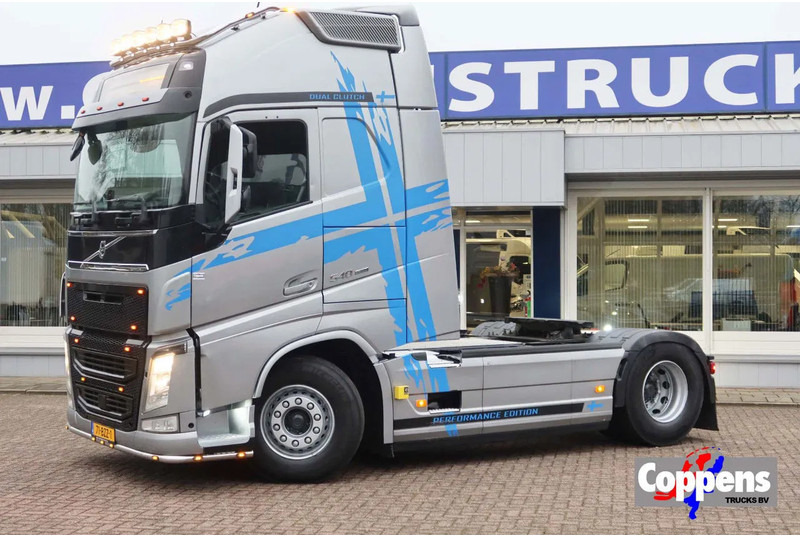 Volvo FH 540 XL Full air, Dual clutch, dynamic steering. - Tracteur routier: photos 1 Volvo FH 540 XL Full air, Dual clutch, dynamic steering. - Tracteur routier: photos 1
