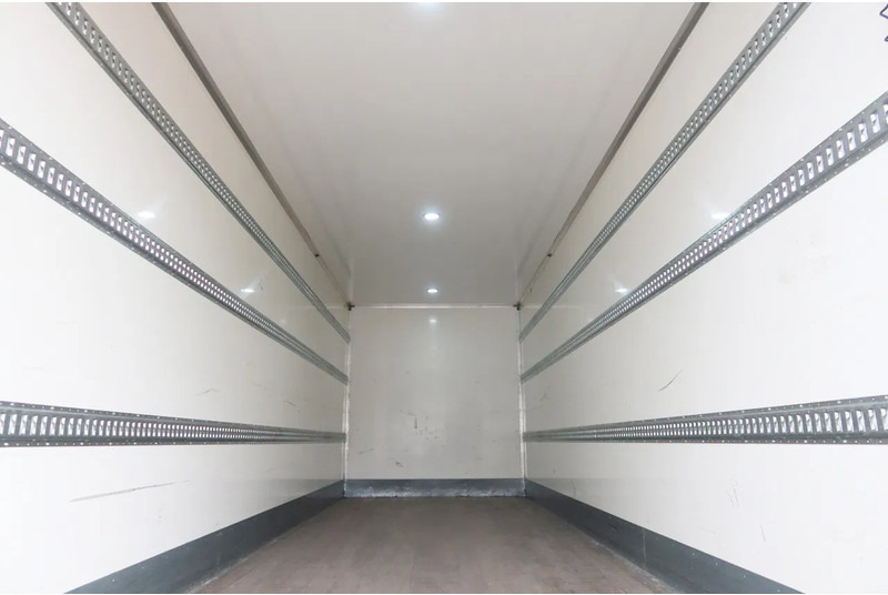 Volvo FM 340 Geïsoleerd Dak DHollandia 3000 kg - Camion fourgon: photos 4 Volvo FM 340 Geïsoleerd Dak DHollandia 3000 kg - Camion fourgon: photos 4