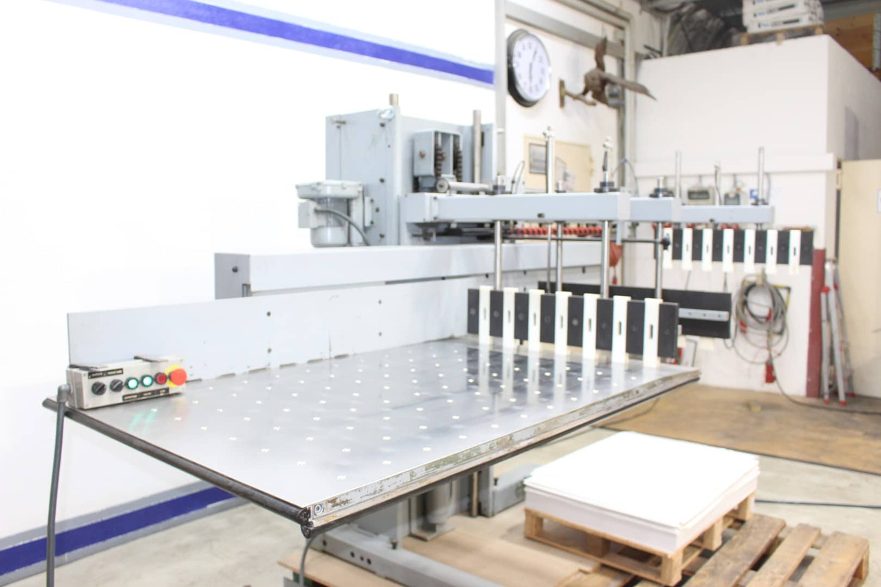 Schneider Maschinenbau AG Typ 1058 - Machine d'impression: photos 2 Schneider Maschinenbau AG Typ 1058 - Machine d'impression: photos 2