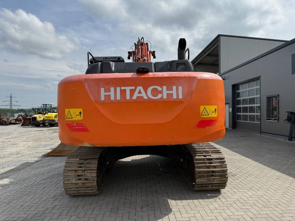Hitachi ZX 250 LC N-6 - Pelle sur chenille: photos 4 Hitachi ZX 250 LC N-6 - Pelle sur chenille: photos 4