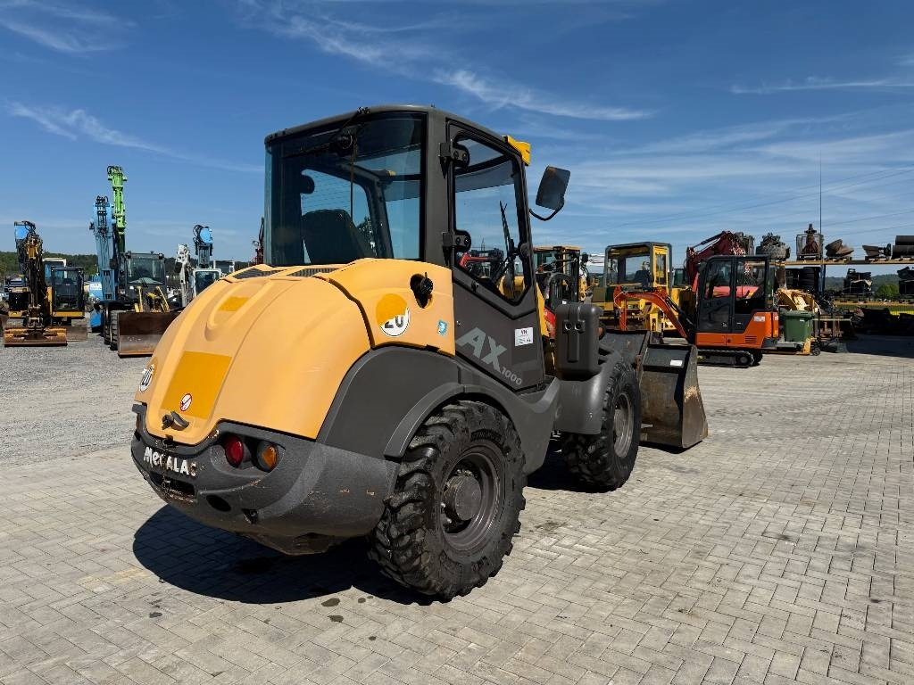 Mecalac AX 1000 - Chargeuse sur pneus: photos 5 Mecalac AX 1000 - Chargeuse sur pneus: photos 5