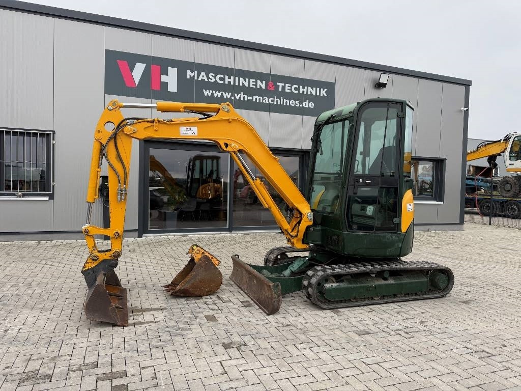 Yanmar Vio 35 - Mini pelle: photos 2 Yanmar Vio 35 - Mini pelle: photos 2