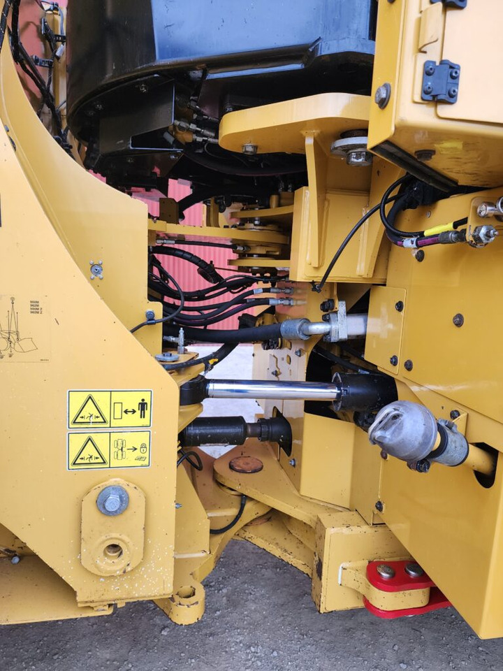CAT 950M - Chargeuse sur pneus: photos 4 CAT 950M - Chargeuse sur pneus: photos 4