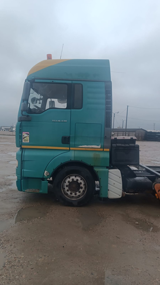 MAN TGA 18440 - Camion porte-voitures: photos 4 MAN TGA 18440 - Camion porte-voitures: photos 4