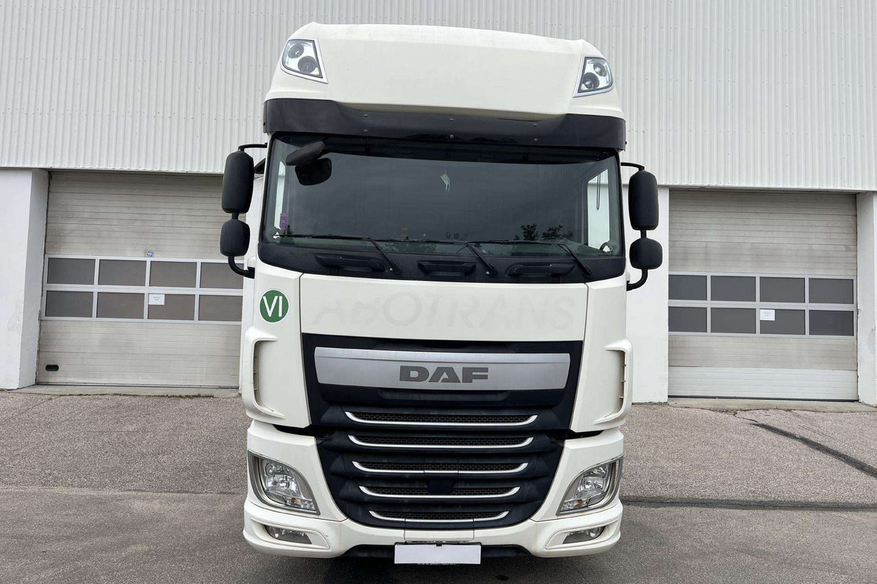 DAF XF 460 FT (08576) - Tracteur routier: photos 2 DAF XF 460 FT (08576) - Tracteur routier: photos 2
