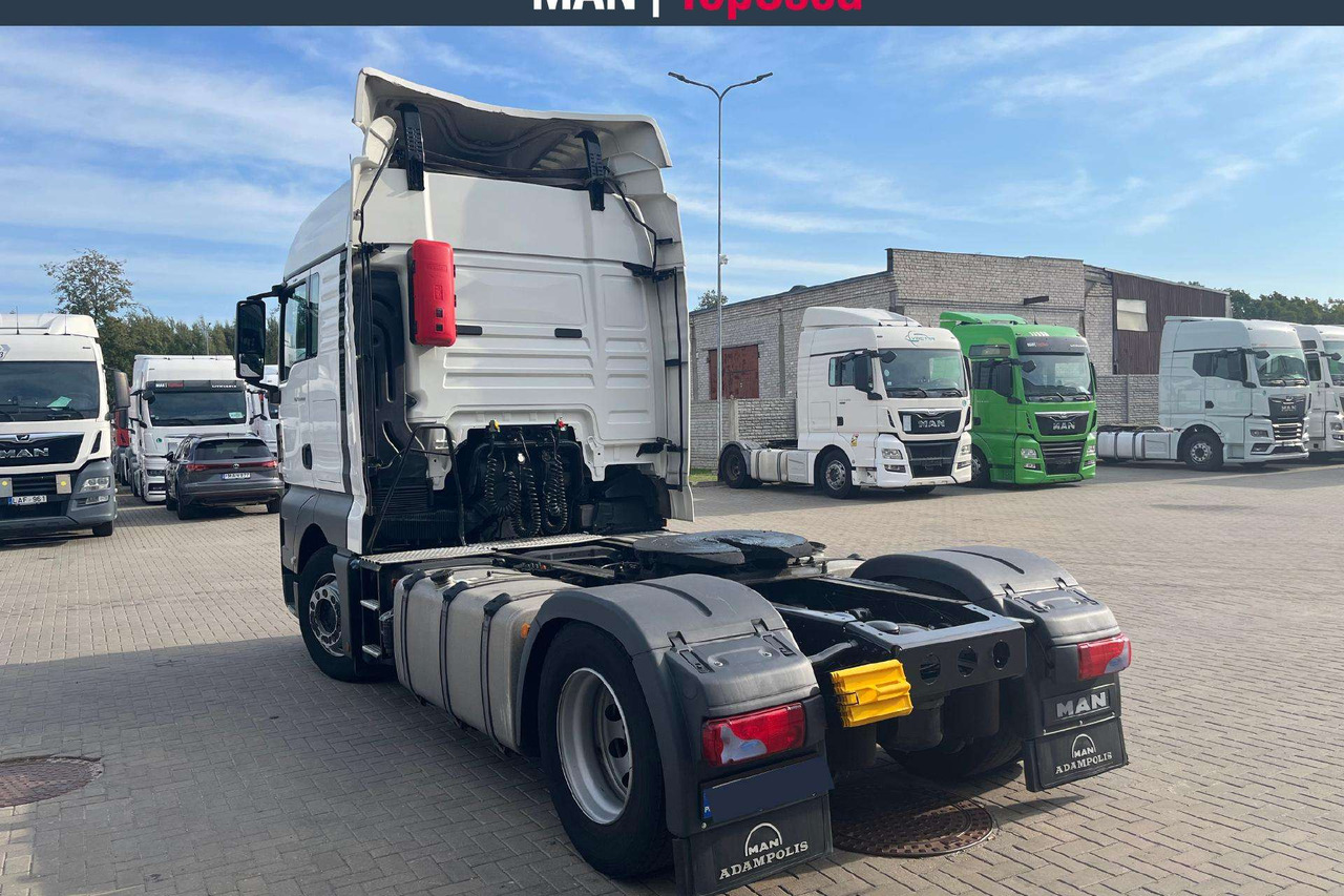 MAN 18.460 4X2 XLX cab (8902) - Tracteur routier: photos 3 MAN 18.460 4X2 XLX cab (8902) - Tracteur routier: photos 3