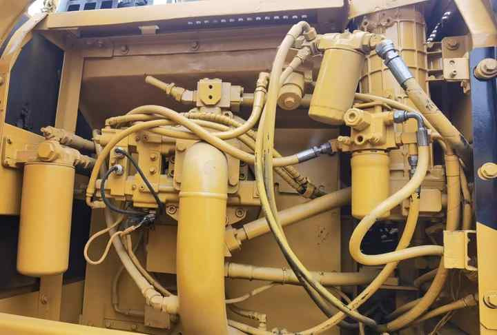 30 Ton Heavy Excavator Japan Origin Cat 330d 330dl 330d2 Fairly Used Caterpillar Mining Excavator With Jack Hammer In Shanghai - Pelle sur chenille: photos 3 30 Ton Heavy Excavator Japan Origin Cat 330d 330dl 330d2 Fairly Used Caterpillar Mining Excavator With Jack Hammer In Shanghai - Pelle sur chenille: photos 3