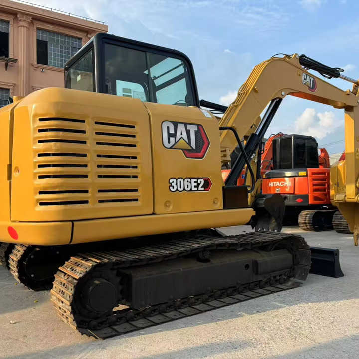 6 Ton Used Cat 305.5 306 307e 308 Crawler Excavator Mini Caterpillar 305.5 E2 for Sale China Cat305.5 Cat305.5e2 Low Price - Pelle: photos 1 6 Ton Used Cat 305.5 306 307e 308 Crawler Excavator Mini Caterpillar 305.5 E2 for Sale China Cat305.5 Cat305.5e2 Low Price - Pelle: photos 1