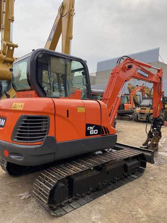 Awesome Performance Korea Imported Small Scale Used Doosan Excavator Dx60 Dx225 Dh60 Dh55 - Pelle sur chenille: photos 2 Awesome Performance Korea Imported Small Scale Used Doosan Excavator Dx60 Dx225 Dh60 Dh55 - Pelle sur chenille: photos 2