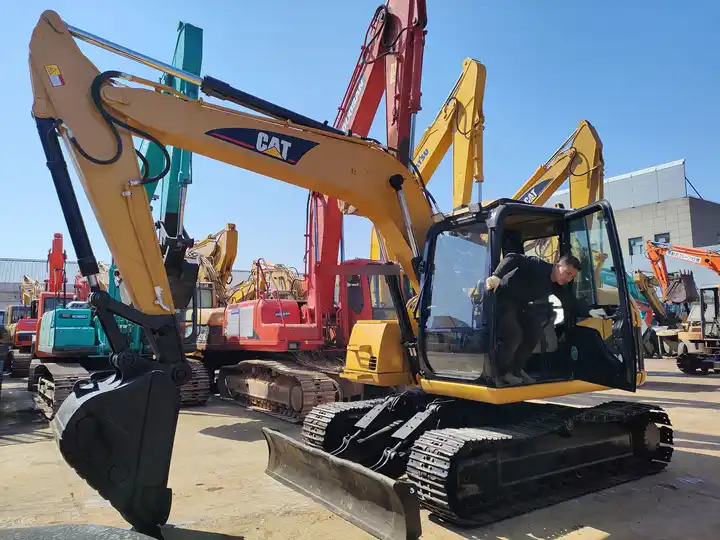 Cheap Price Second Hand Cat 312c Excavator Original Japan Used Cat 312 C Excavator In Good Condition ready to supply - Pelle sur chenille: photos 4 Cheap Price Second Hand Cat 312c Excavator Original Japan Used Cat 312 C Excavator In Good Condition ready to supply - Pelle sur chenille: photos 4