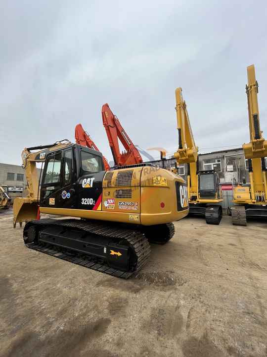 High Quality Used Cat 320d Hydraulic Crawler Excavator Used Caterpillar 320d 320c 320d2 Mining Excavator - Pelle: photos 2 High Quality Used Cat 320d Hydraulic Crawler Excavator Used Caterpillar 320d 320c 320d2 Mining Excavator - Pelle: photos 2