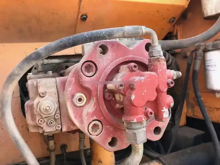 Pelle sur chenille Hot Sale Cheap Price Hyundai 225lc-9t  Second hand Good Performance 22t Used Excavators with good condition for sale: photos 7