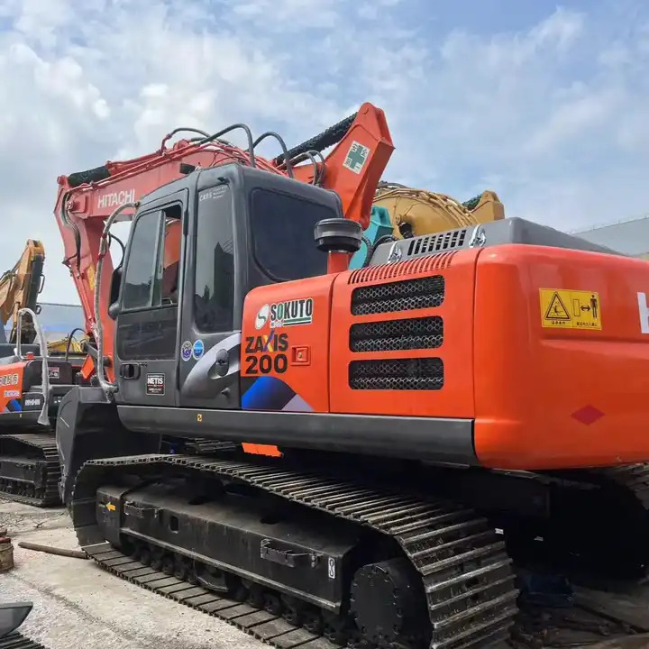 Hot sale Low Working Hour Hitachi zx120 cheap used excavator Japan Made Hitachi zx200 20 ton Excavator in good condition - Pelle sur chenille: photos 1 Hot sale Low Working Hour Hitachi zx120 cheap used excavator Japan Made Hitachi zx200 20 ton Excavator in good condition - Pelle sur chenille: photos 1