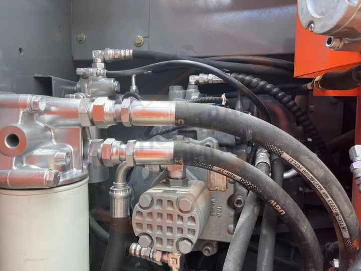 Hot sale Used Hitachi ZX120 digger medium size Excavator second hand excavator - Pelle sur chenille: photos 5 Hot sale Used Hitachi ZX120 digger medium size Excavator second hand excavator - Pelle sur chenille: photos 5