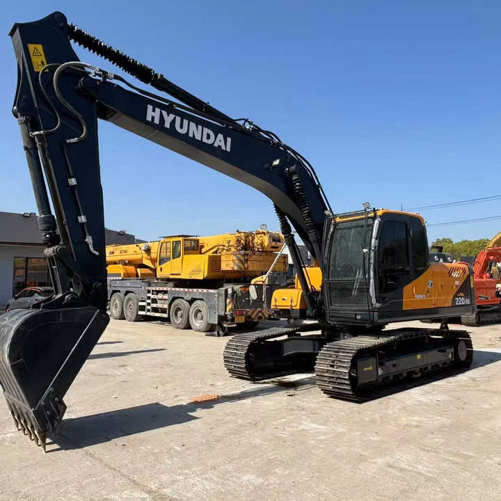 Korea 22 Ton Hyundai 220 Excavator R220LC-9s Used Hyundai Excavator 220 Used Hyundai 220-9 225LC Machine for Construction - Pelle: photos 1 Korea 22 Ton Hyundai 220 Excavator R220LC-9s Used Hyundai Excavator 220 Used Hyundai 220-9 225LC Machine for Construction - Pelle: photos 1