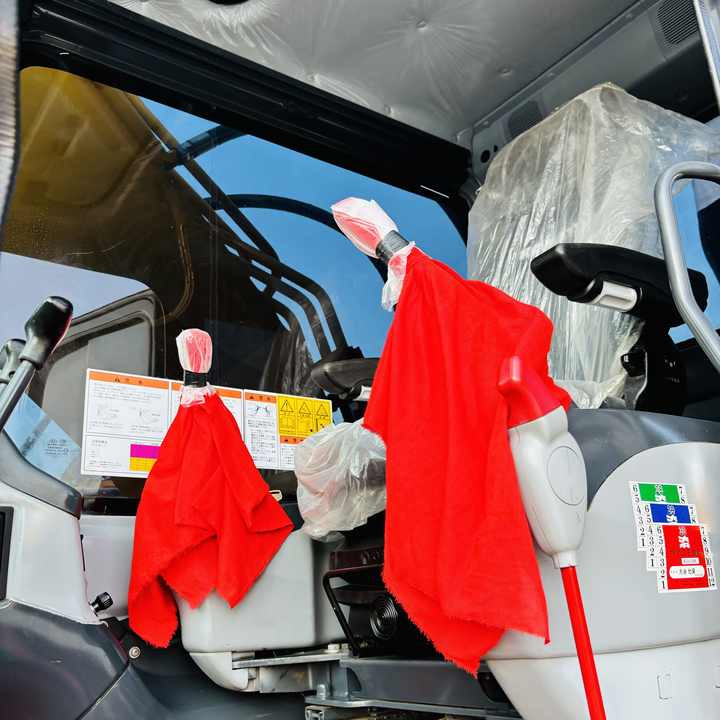 Machinery Used Pc350-8 Original Komatsu PC350-8 Excavator PC300 PC350 PC400 PC450 35ton Hydraulic Crawler Excavator Available - Pelle sur chenille: photos 4 Machinery Used Pc350-8 Original Komatsu PC350-8 Excavator PC300 PC350 PC400 PC450 35ton Hydraulic Crawler Excavator Available - Pelle sur chenille: photos 4