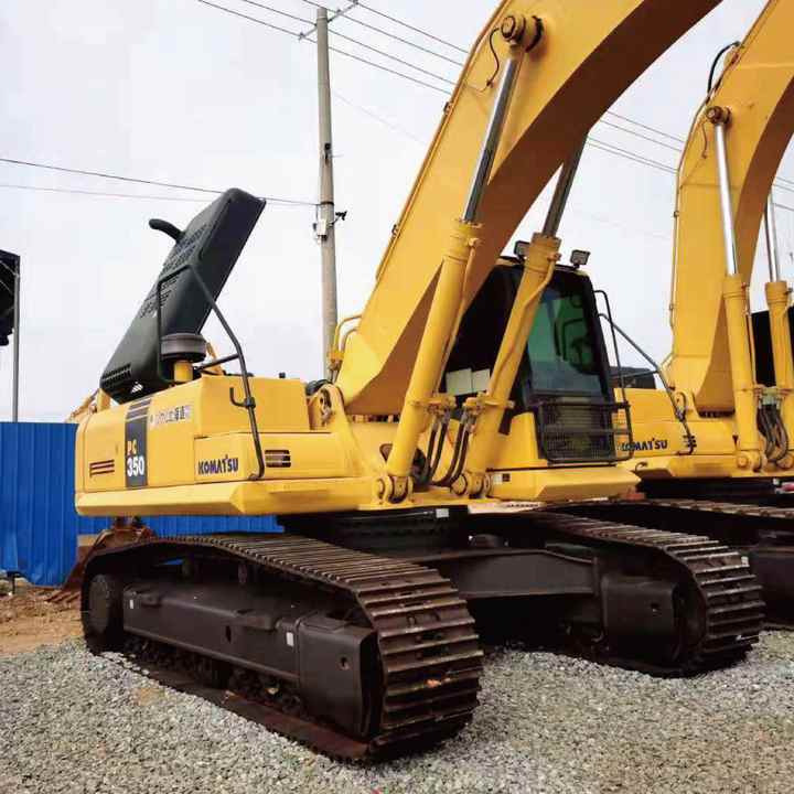 New Arrival Used Kkomatsu PC350-8 PC300-7 PC270-8 PC400-7 Hydraulic Crawler Excavator Large Sized Machines for Sale - Pelle sur chenille: photos 4 New Arrival Used Kkomatsu PC350-8 PC300-7 PC270-8 PC400-7 Hydraulic Crawler Excavator Large Sized Machines for Sale - Pelle sur chenille: photos 4