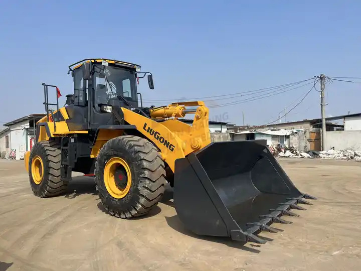 Original China LiuGong Wheel Loader new arrival 856H in Good Condition with free shipping - Chargeuse sur pneus: photos 3 Original China LiuGong Wheel Loader new arrival 856H in Good Condition with free shipping - Chargeuse sur pneus: photos 3