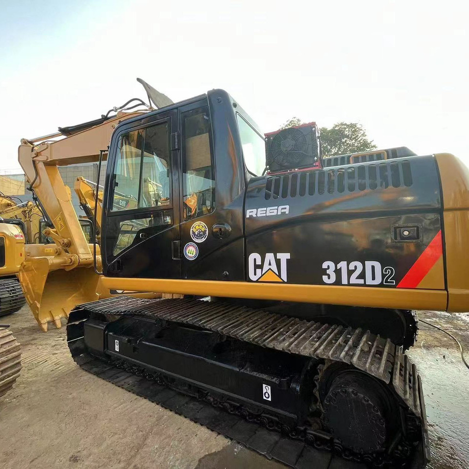 Perfect condition Construction machine 12ton cat used excavator digger machine CAT312D2 - Pelle sur chenille: photos 1 Perfect condition Construction machine 12ton cat used excavator digger machine CAT312D2 - Pelle sur chenille: photos 1