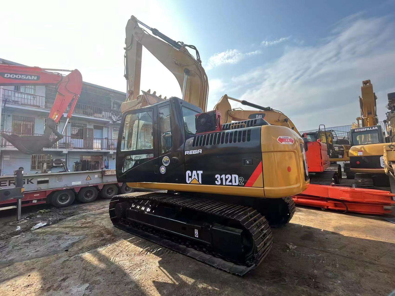 Perfect condition Construction machine 12ton cat used excavator digger machine CAT312D2 - Pelle sur chenille: photos 4 Perfect condition Construction machine 12ton cat used excavator digger machine CAT312D2 - Pelle sur chenille: photos 4