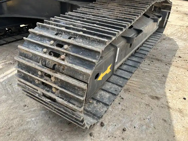 Pelle sur chenille Second hand komatsu PC200 pc200-7 pc200-8 pc220 excavator low price high quality Construction works machinery in good condition: photos 6