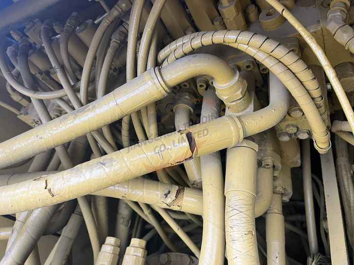 Secondhand Japanese Hydraulic Excavator Cat 320cl 320c Powerful Caterpillar 3066 Engine In Shanghai - Pelle sur chenille: photos 4 Secondhand Japanese Hydraulic Excavator Cat 320cl 320c Powerful Caterpillar 3066 Engine In Shanghai - Pelle sur chenille: photos 4