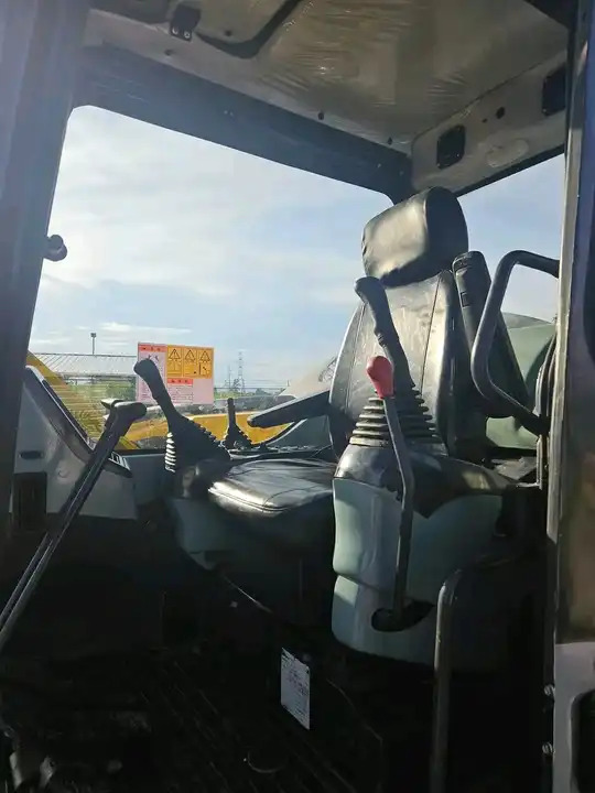 Secondhand Komatsu PC78 Digger for Sale Used Komatsu PC78 PC78 6 PC110 PC120 PC200 - Pelle: photos 4 Secondhand Komatsu PC78 Digger for Sale Used Komatsu PC78 PC78 6 PC110 PC120 PC200 - Pelle: photos 4
